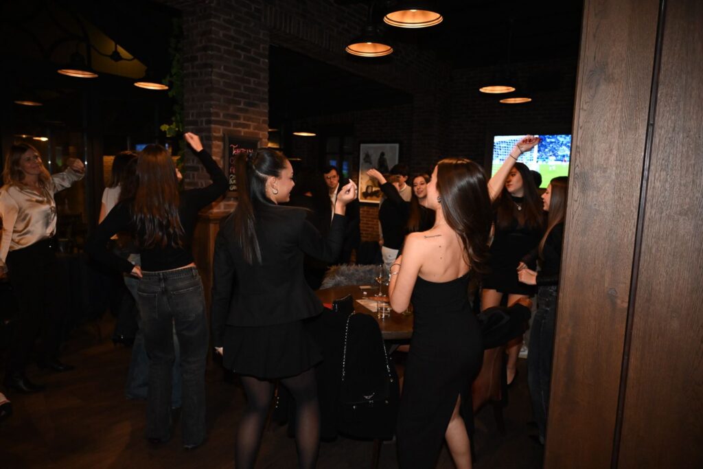 8° compleanno del Pub Numero Uno 111