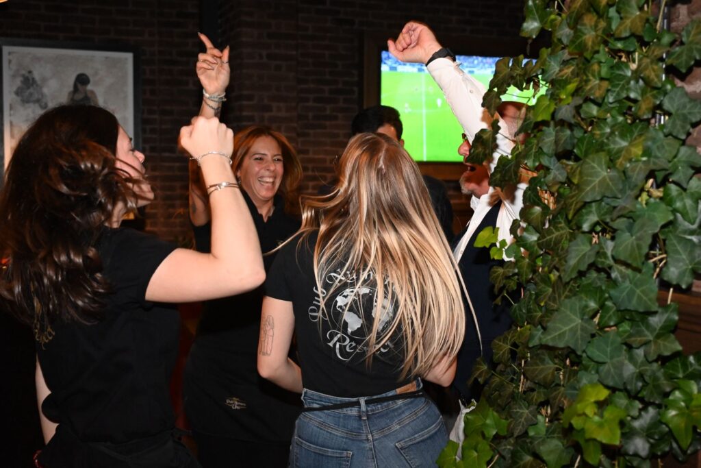 8° compleanno del Pub Numero Uno 114