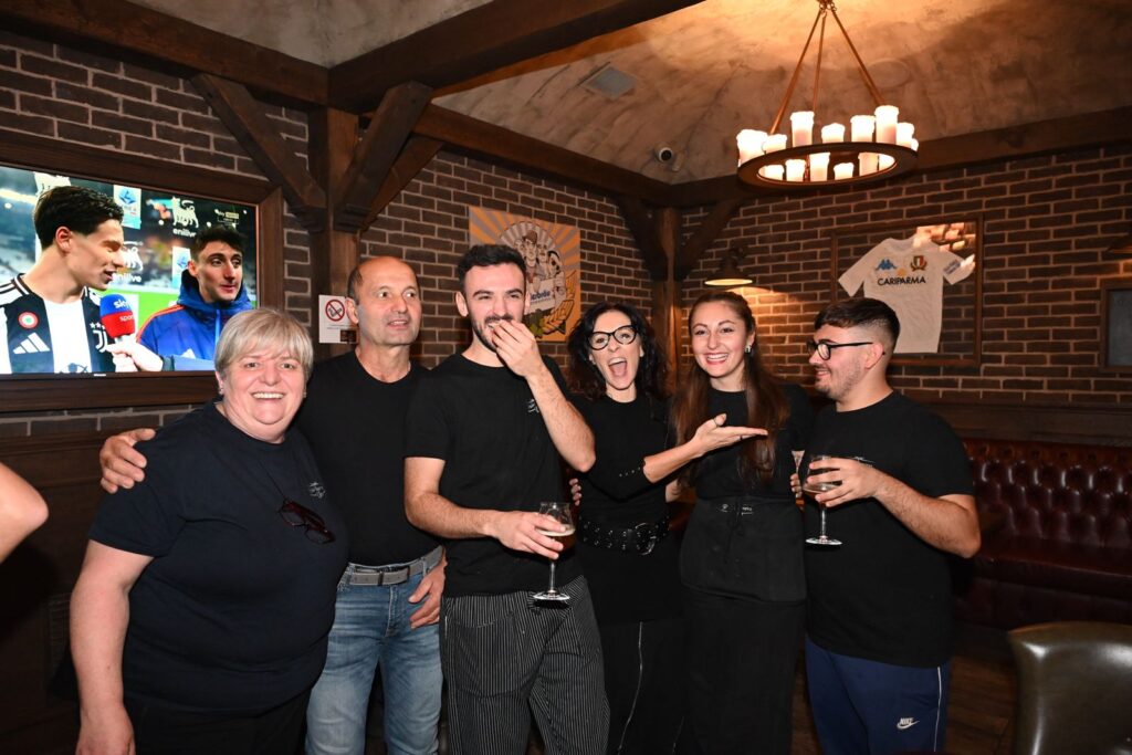 8° compleanno del Pub Numero Uno 142