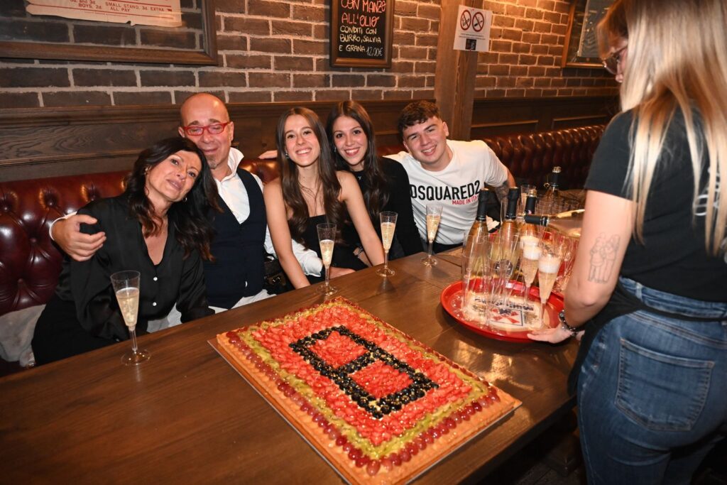 8° compleanno del Pub Numero Uno 203